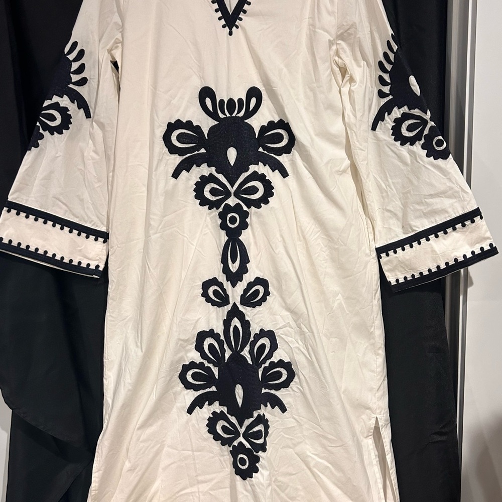 White and Cream Embellished V-Neck Resort Dress